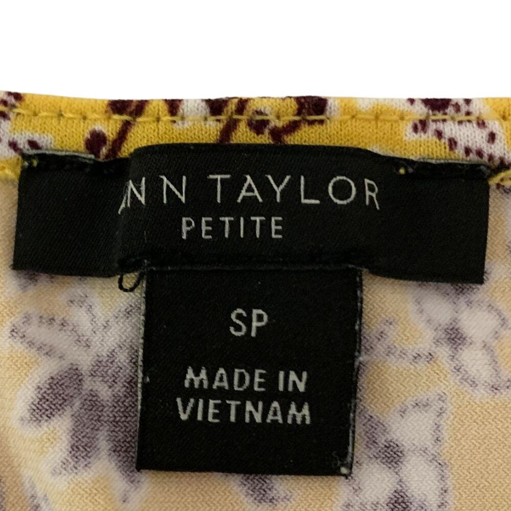 Ann Taylor Yellow Paisley Floral Peplum Top SP V-Neck Short Sleeve - Picture 6 of 8